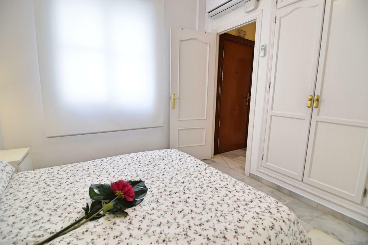Apartamento Cister Old Town Малага Екстер'єр фото